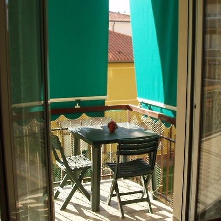 Agata Apartments Градо Екстериор снимка