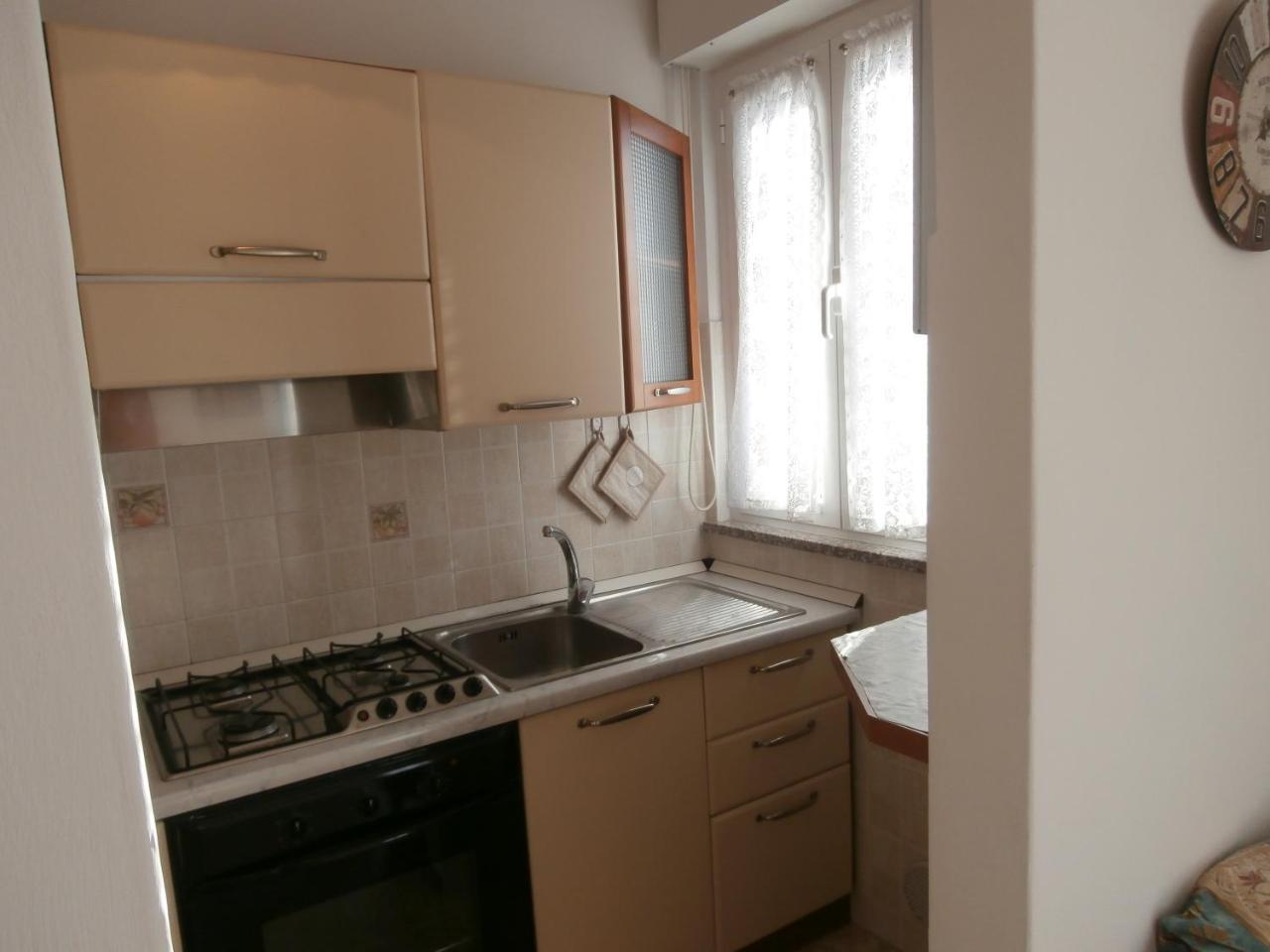 Agata Apartments Градо Екстериор снимка