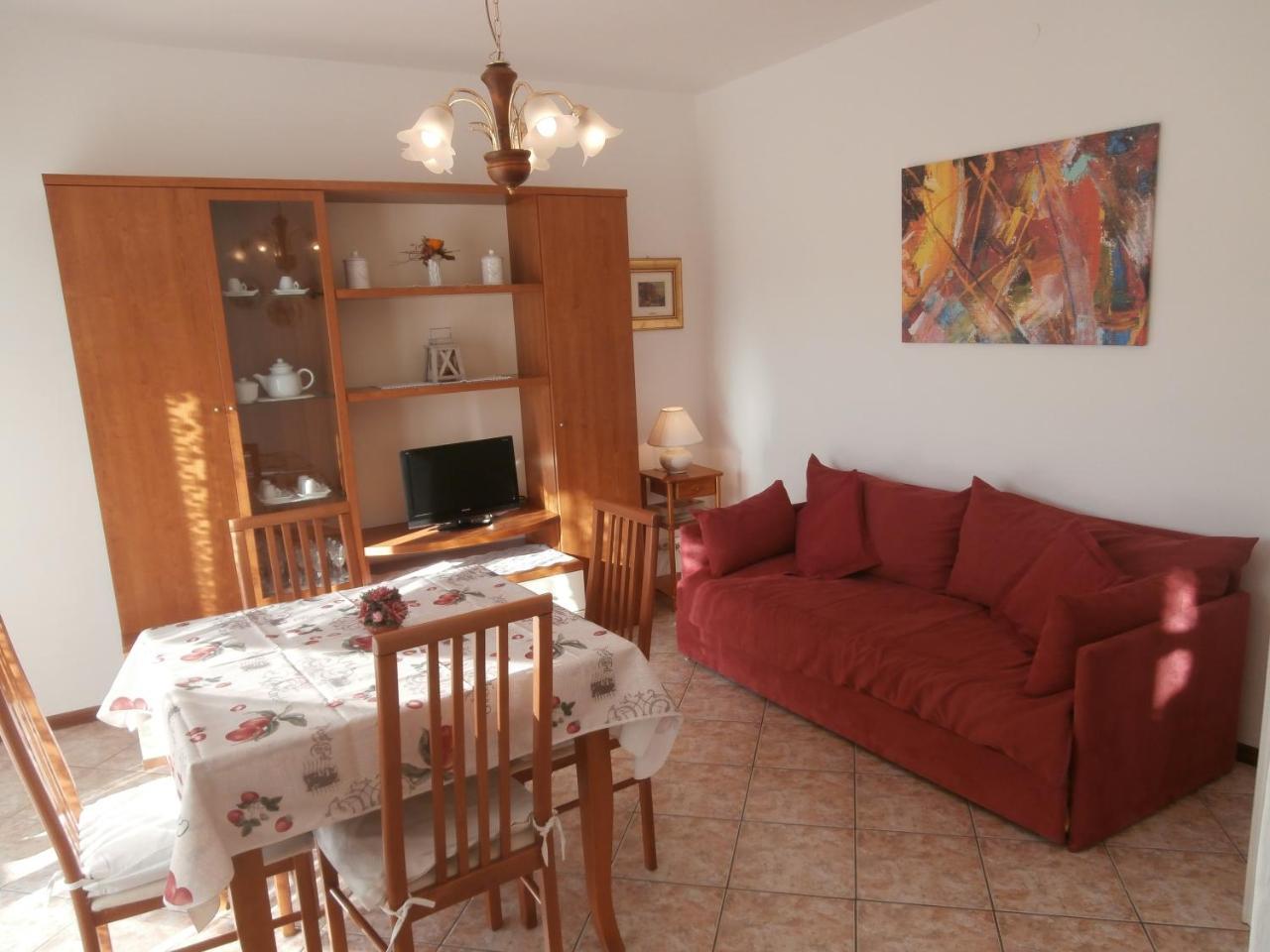 Agata Apartments Градо Екстериор снимка