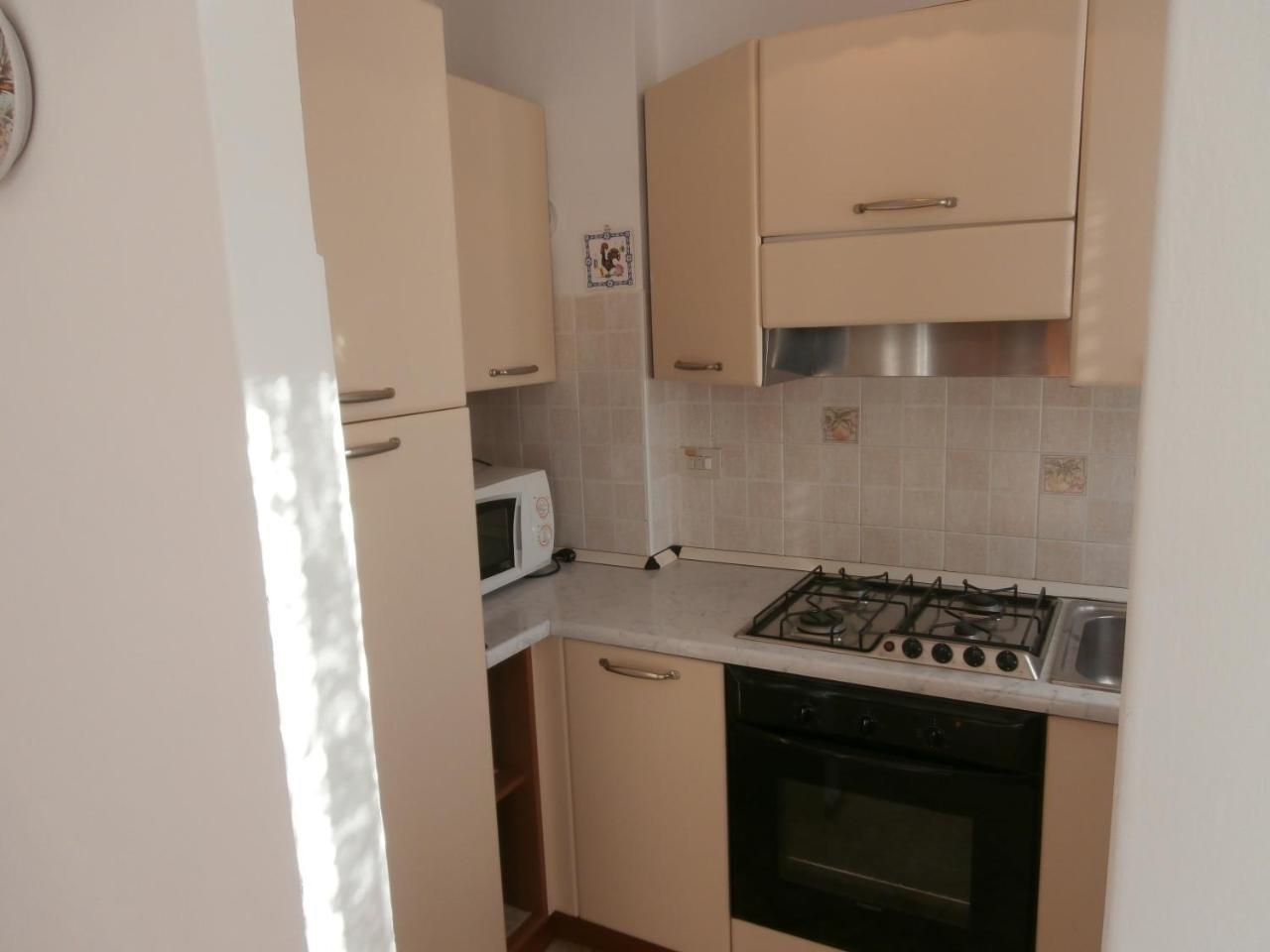 Agata Apartments Градо Екстериор снимка